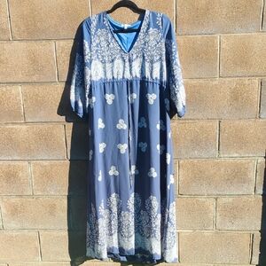 White Birch Blue and White Long 3/4 Sleeve Dress